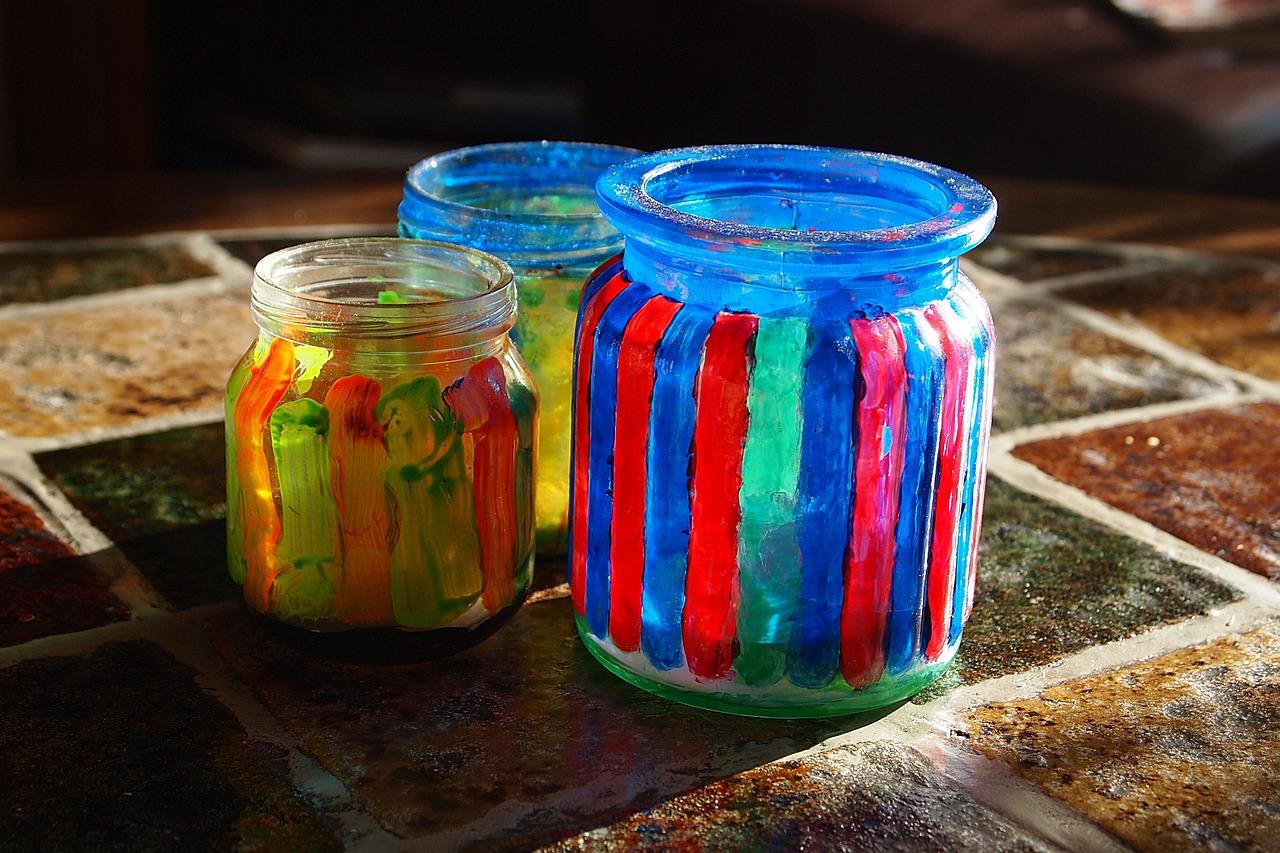 Decorating Glass Jars: 5 Simple Techniques and Ideas - Classroom DIY
